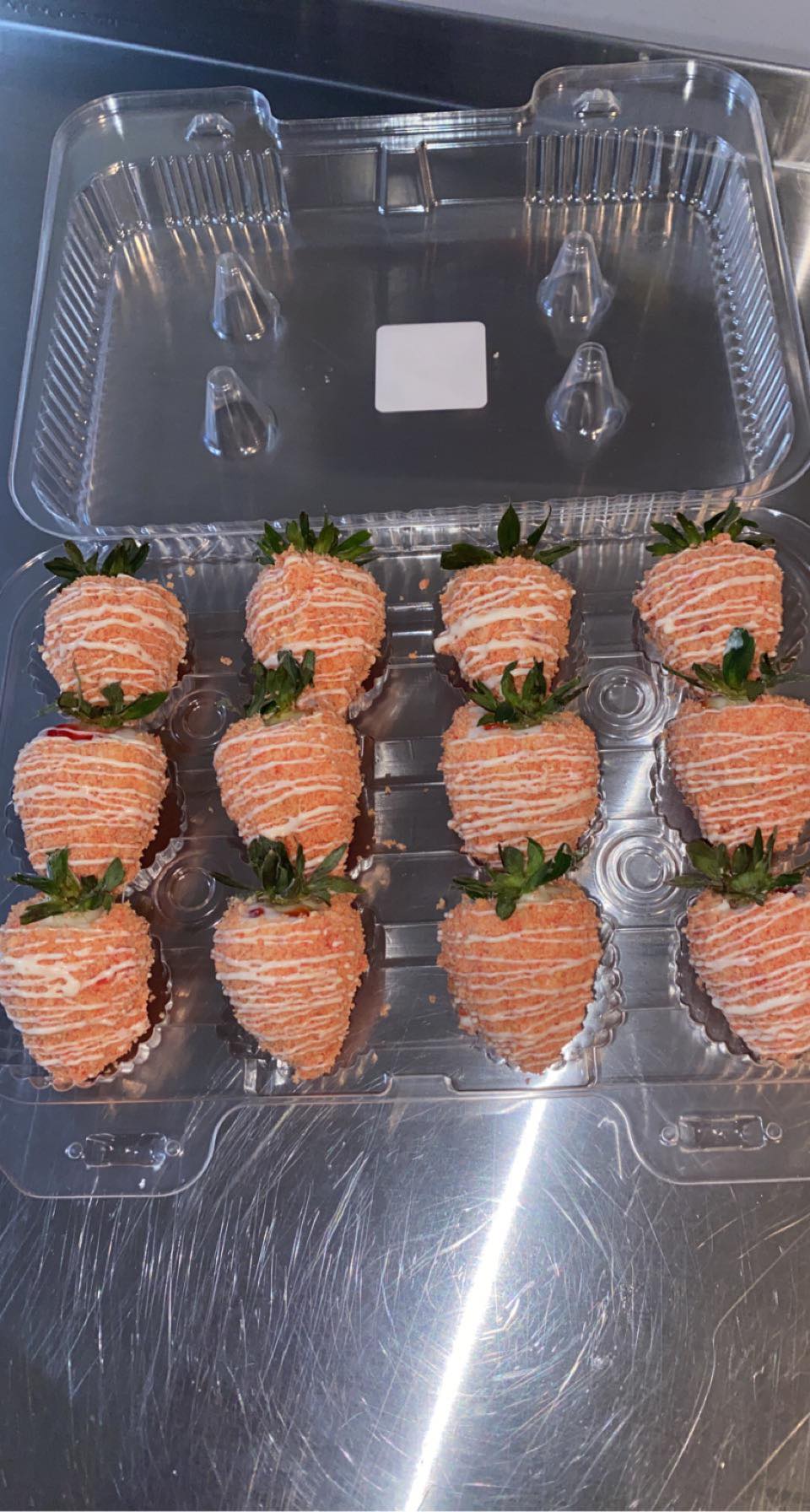 Deluxe Chocolate Covered Strawberries